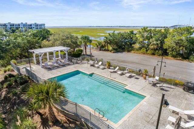 20 Waterfront Drive 322, St Simons Island, GA 31522
