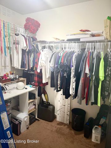 101 Turnberry Dr, Frankfort, KY 40601