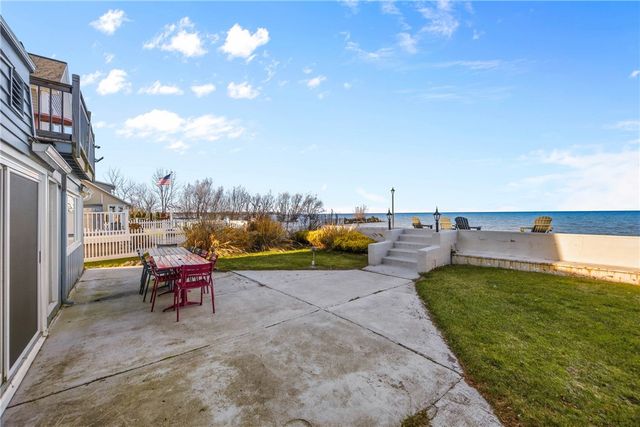 3376 Edgemere Drive, Greece, NY 14612