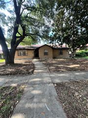 527 E Polk Street, Richardson, TX 75081