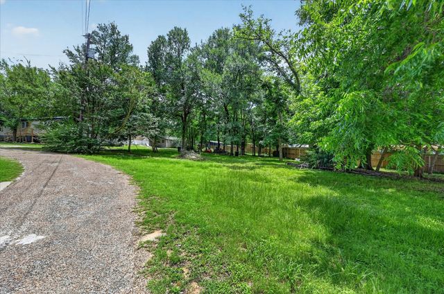 143 White Oak Street, Alvarado, TX 76009