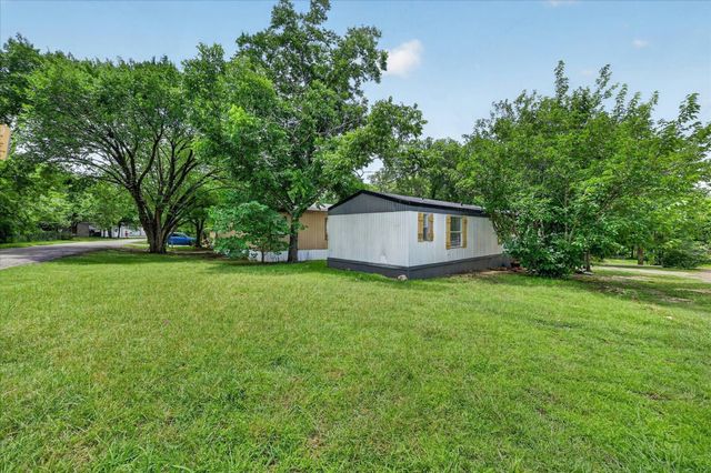 143 White Oak Street, Alvarado, TX 76009