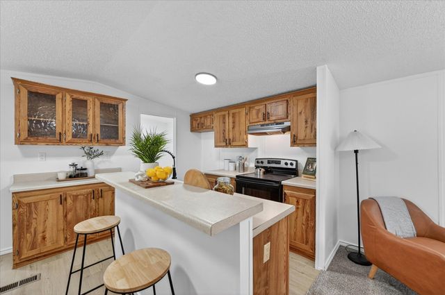 143 White Oak Street, Alvarado, TX 76009