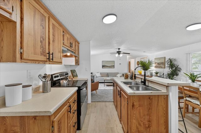 143 White Oak Street, Alvarado, TX 76009