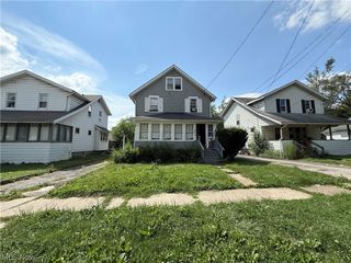 1866 16th Street SW, Akron, OH 44314