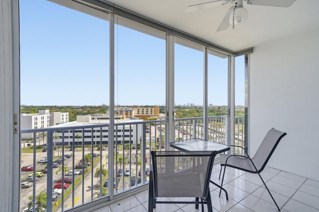 3850 Washington Street 1003, Hollywood, FL 33021