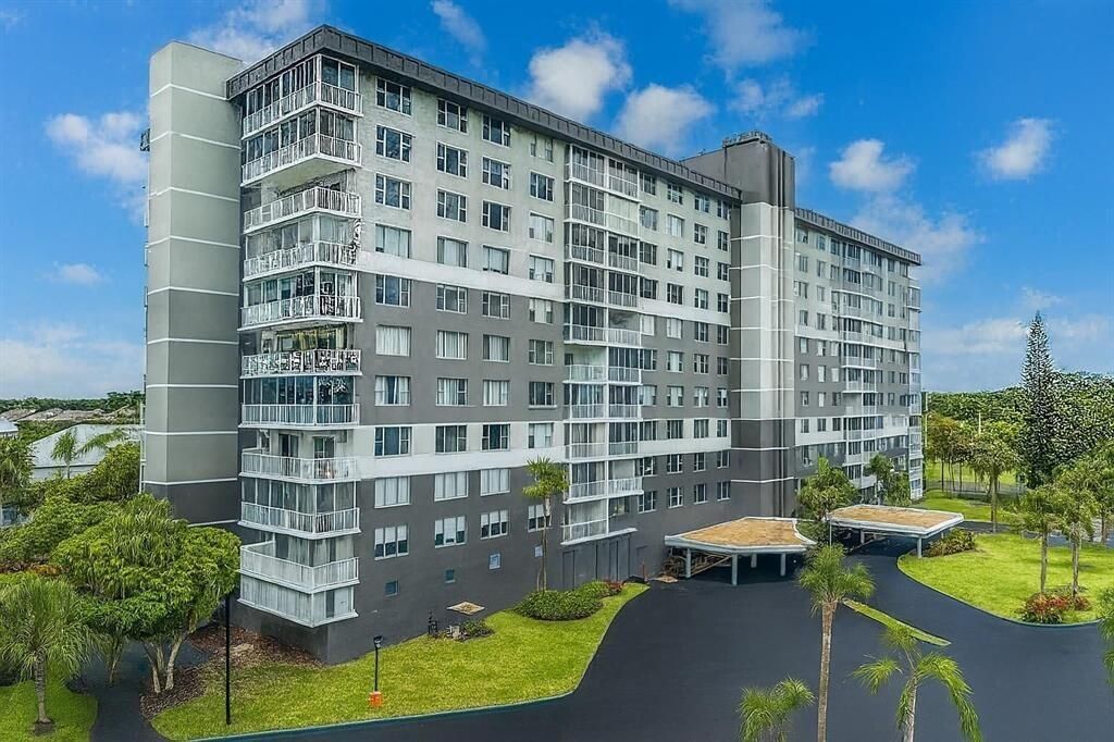 3850 Washington Street 1003, Hollywood, FL 33021