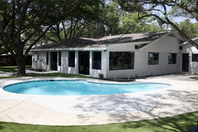 1428 Dorris Street, Hurst, TX 76053