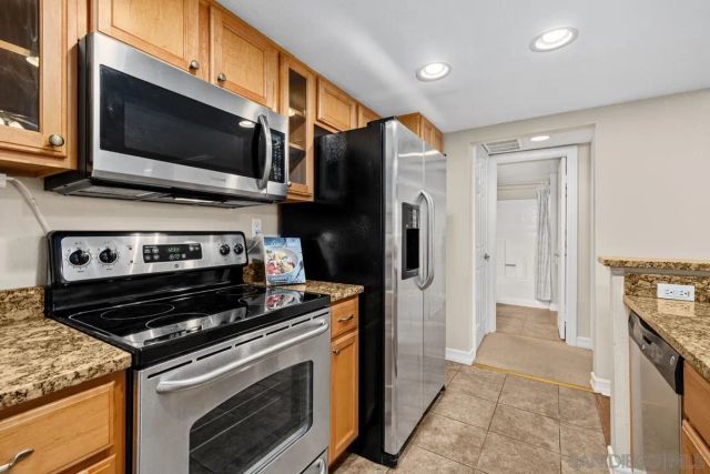15277 Maturin Drive 54, San Diego, CA 92127