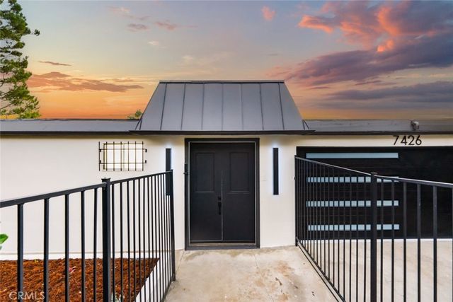 7426 Mulholland Drive, Los Angeles, CA 90046