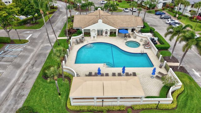7458 Victory Lane 10102, Delray Beach, FL 33446