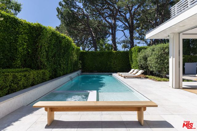 9011 Alto Cedro Drive, Beverly Hills, CA 90210