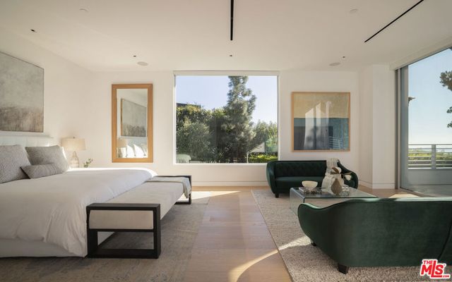 9011 Alto Cedro Drive, Beverly Hills, CA 90210