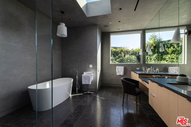 9011 Alto Cedro Drive, Beverly Hills, CA 90210