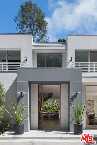 9011 Alto Cedro Drive, Beverly Hills, CA 90210