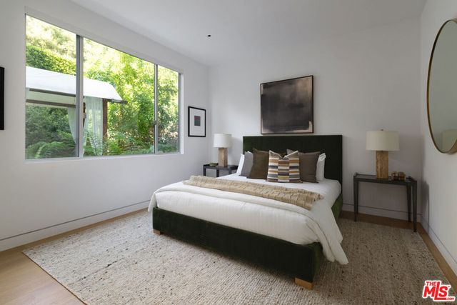 9011 Alto Cedro Drive, Beverly Hills, CA 90210