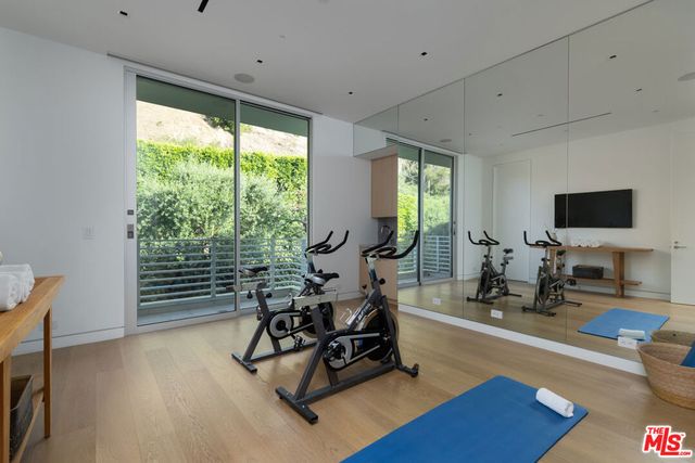 9011 Alto Cedro Drive, Beverly Hills, CA 90210