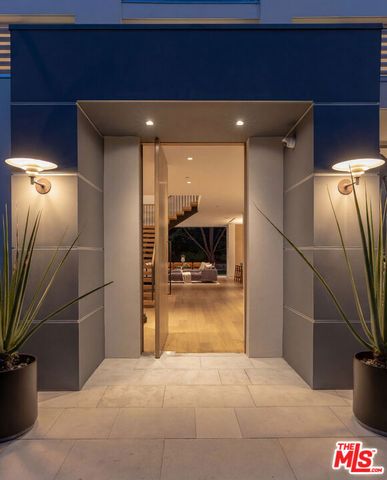 9011 Alto Cedro Drive, Beverly Hills, CA 90210