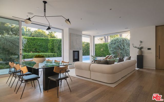 9011 Alto Cedro Drive, Beverly Hills, CA 90210