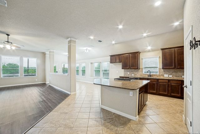 3214 MOTLEY TRL, San Antonio, TX 78253