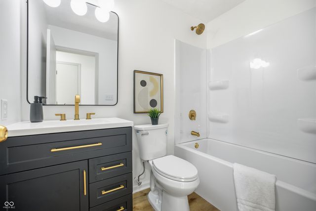 241 Deborah Lane, Whiteland, IN 46184