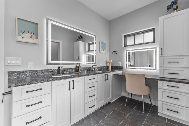 N57W19691 Holly COURT, Menomonee Falls, WI 53051