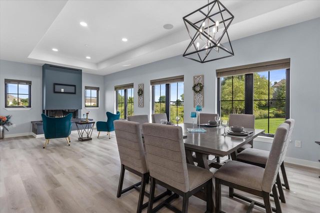 N57W19691 Holly COURT, Menomonee Falls, WI 53051