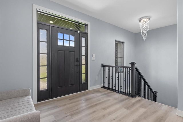 N57W19691 Holly COURT, Menomonee Falls, WI 53051