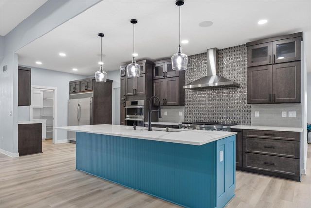 N57W19691 Holly COURT, Menomonee Falls, WI 53051