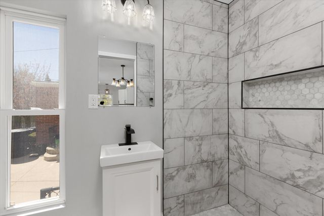 19350 Littlefield Street, Detroit, MI 48235