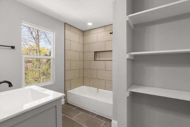 19350 Littlefield Street, Detroit, MI 48235