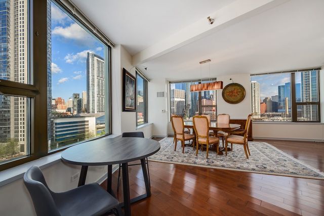 501 N Clinton Street 903, Chicago, IL 60654