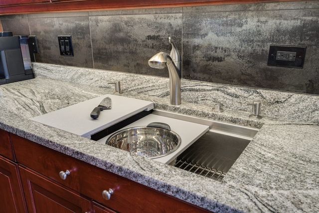 501 N Clinton Street 903, Chicago, IL 60654