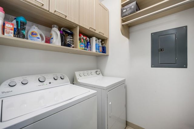 501 N Clinton Street 903, Chicago, IL 60654
