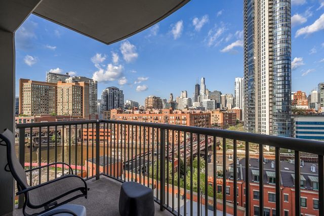 501 N Clinton Street 903, Chicago, IL 60654