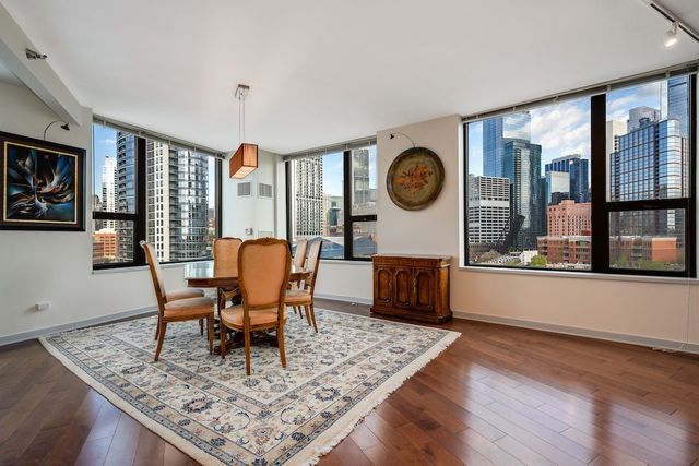 501 N Clinton Street 903, Chicago, IL 60654