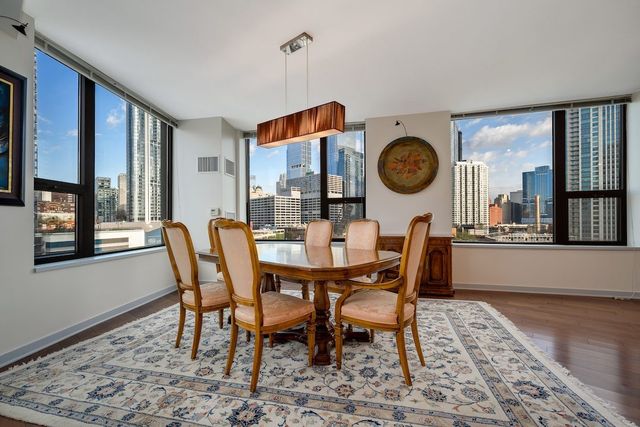 501 N Clinton Street 903, Chicago, IL 60654