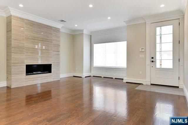 269A 9th Street A, Palisades Park, NJ 07650