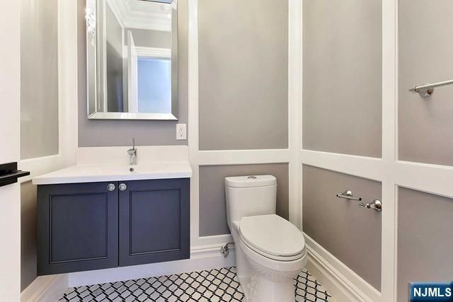 269A 9th Street A, Palisades Park, NJ 07650