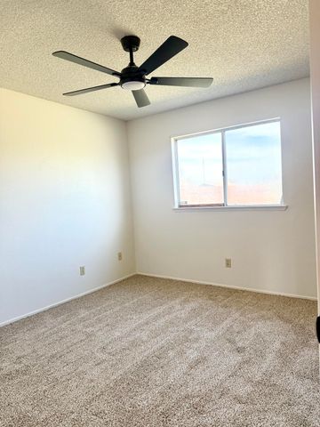 694 W Clay Avenue, Earlimart, CA 93219