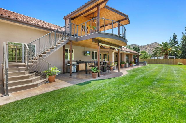 40863 Sierra Drive D, Three Rivers, CA 93271