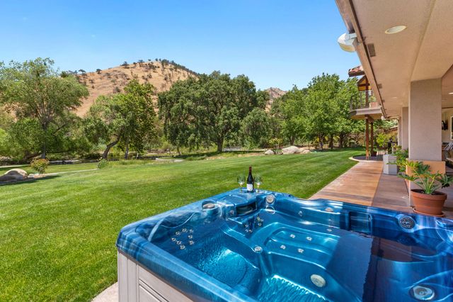 40863 Sierra Drive D, Three Rivers, CA 93271