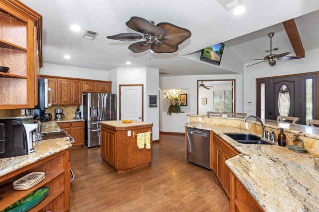 40863 Sierra Drive D, Three Rivers, CA 93271