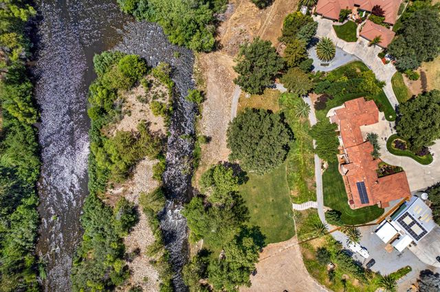 40863 Sierra Drive D, Three Rivers, CA 93271