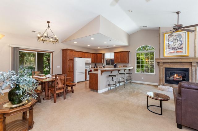 40863 Sierra Drive D, Three Rivers, CA 93271