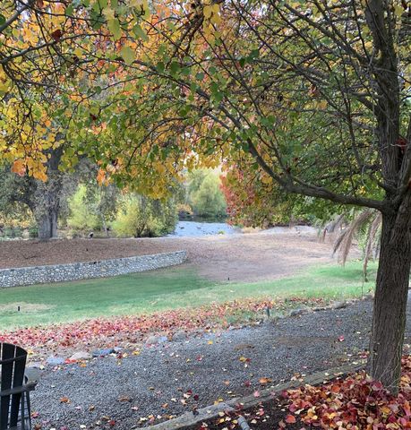 40863 Sierra Drive D, Three Rivers, CA 93271