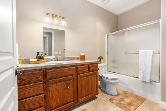 40863 Sierra Drive D, Three Rivers, CA 93271