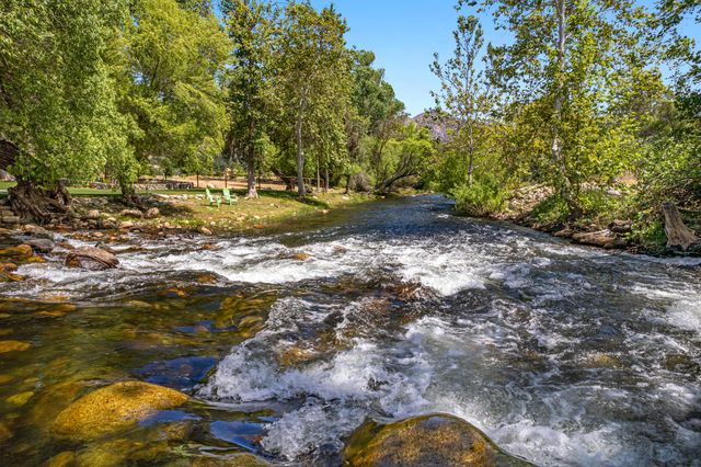 40863 Sierra Drive D, Three Rivers, CA 93271