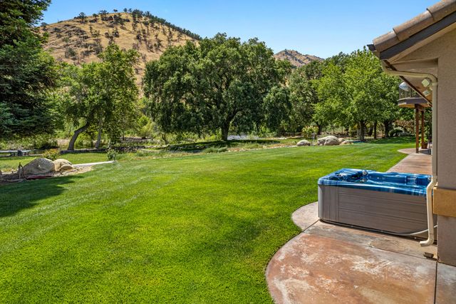 40863 Sierra Drive D, Three Rivers, CA 93271