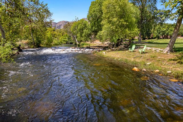 40863 Sierra Drive D, Three Rivers, CA 93271